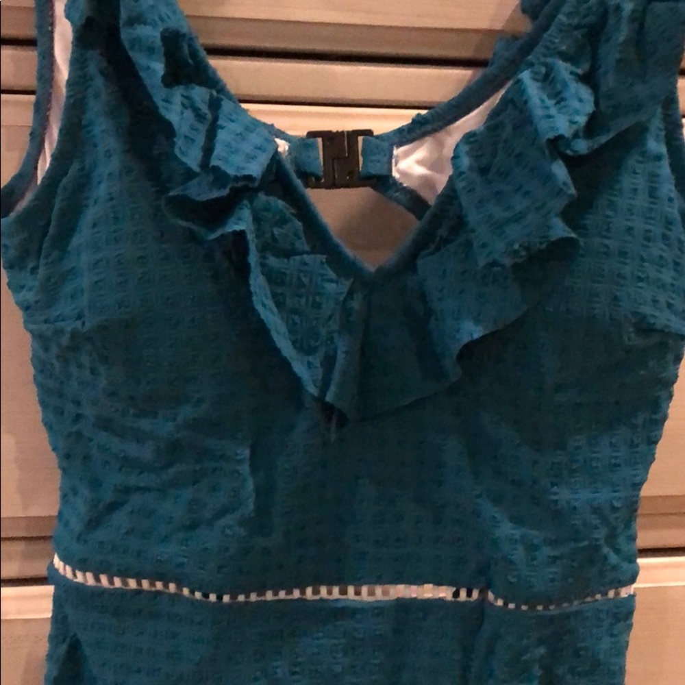 Bathing suit - Picture 2 of 5